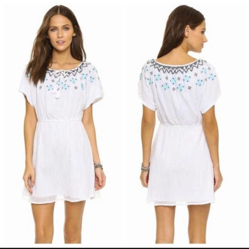 Cupcakes & Cashmere Nona Embroidered Aztec Print White Dress SMALL NWT Peasant